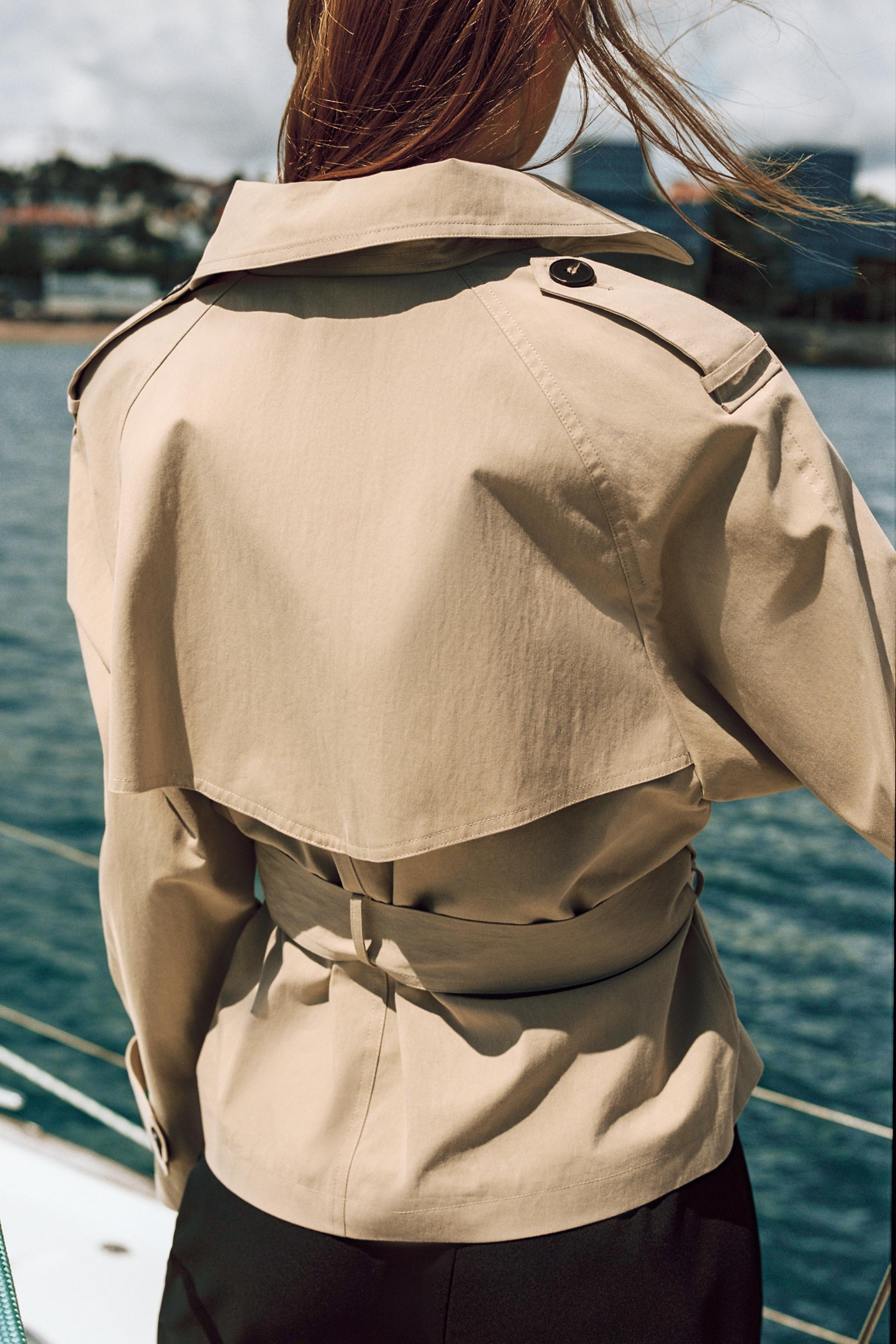 SHORT TRENCH COAT WITH SHOULDER PADS AND BELT